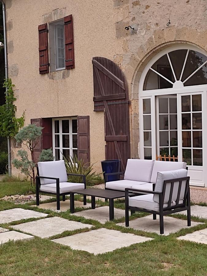 Bed and Breakfast Le Logis Du Pradet Moncrabeau Exteriér fotografie